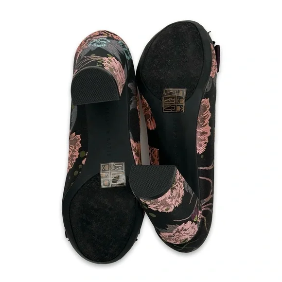 Kelly and Katie pink and black heals. Size 9 - Picture 4 of 4